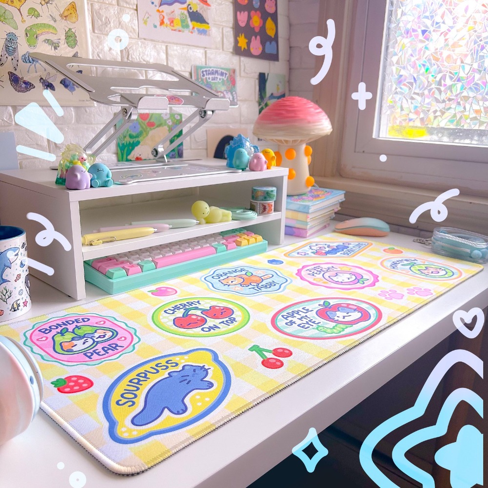 Fruit Kitty Desk Mat Mousepad  - Retro Gaming Desk Setup recension och pris